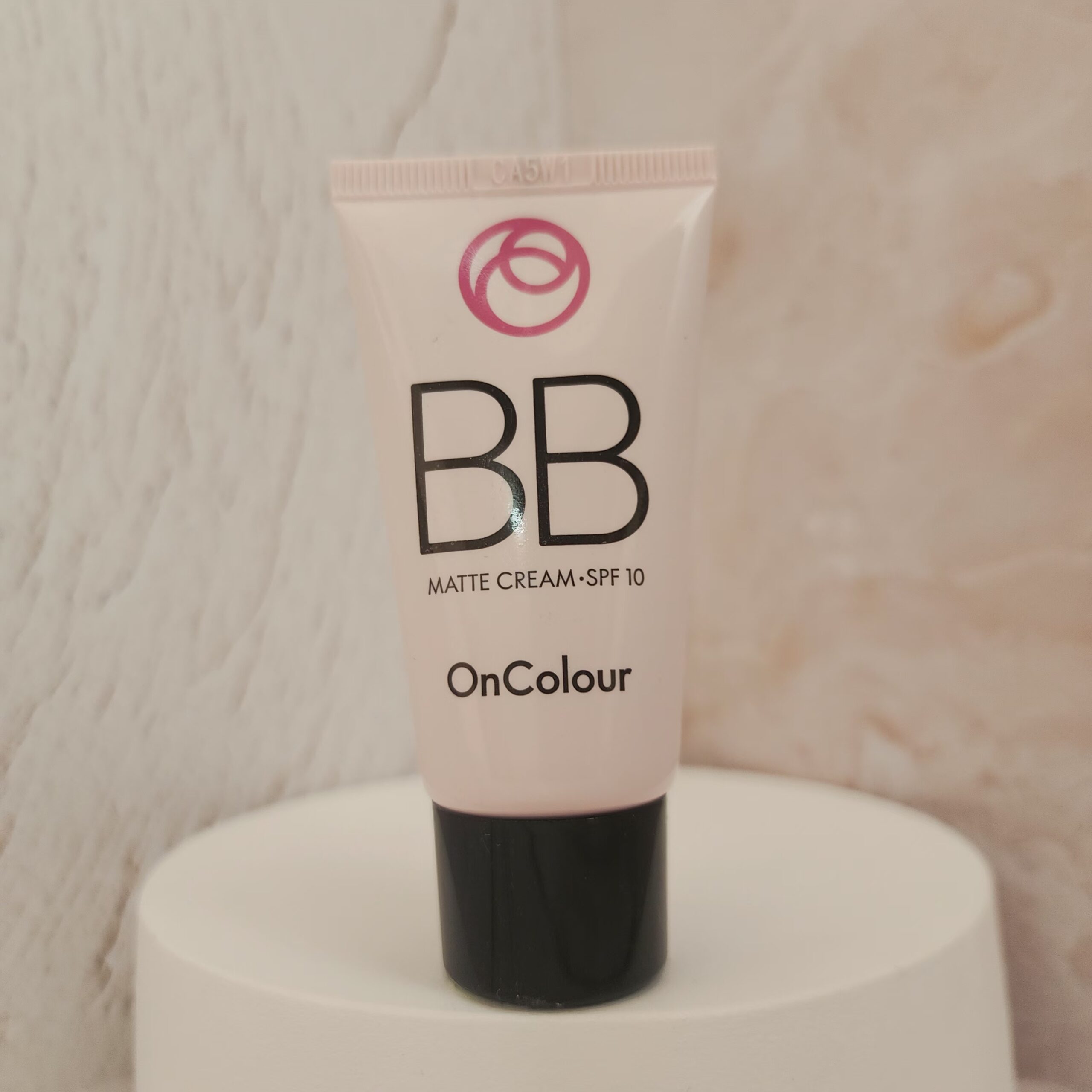 کرم بی بی BB مات آنکالر