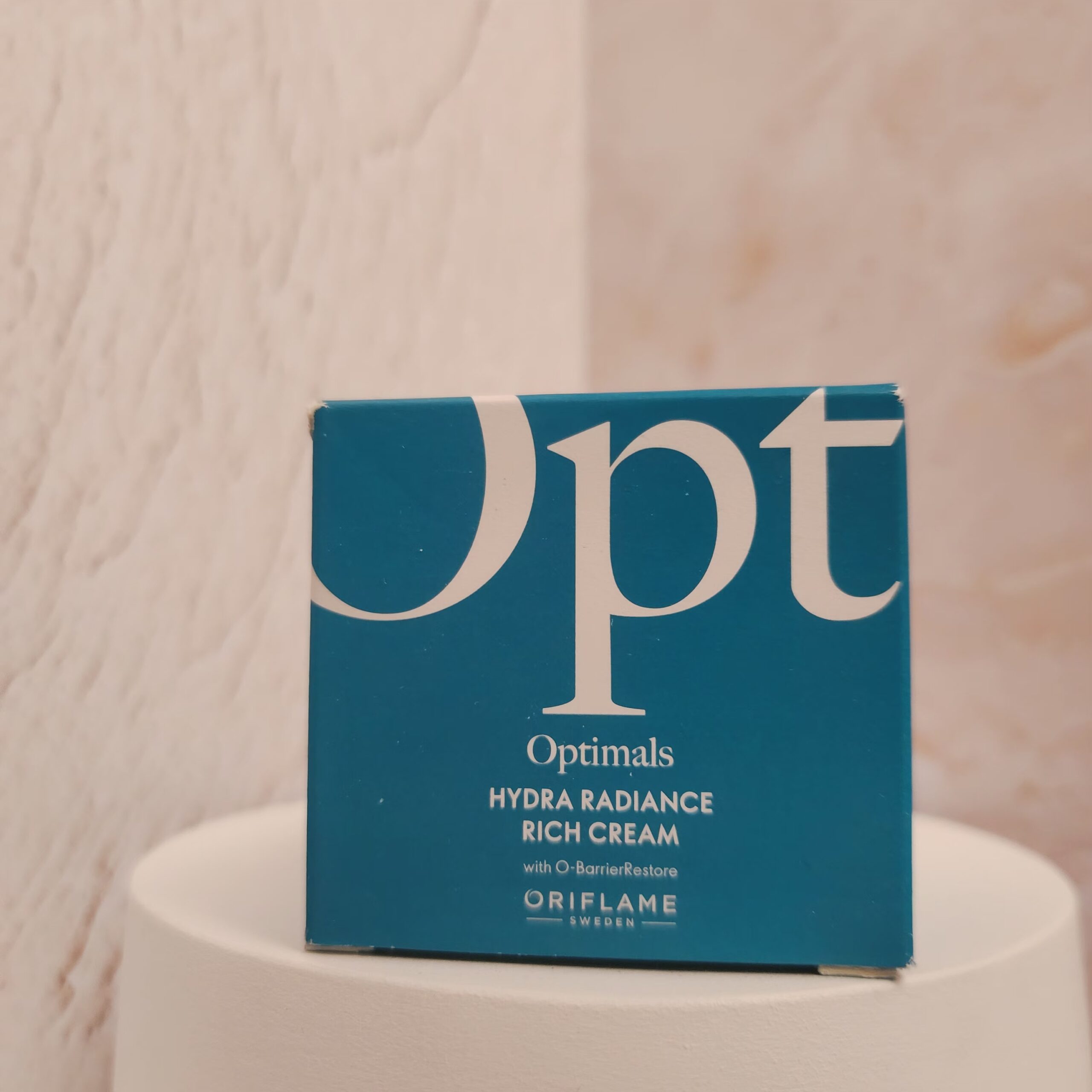 کرم مرطوبکننده غنی اپت اپتیمالز هیدرا رادیانس - تصویر 3