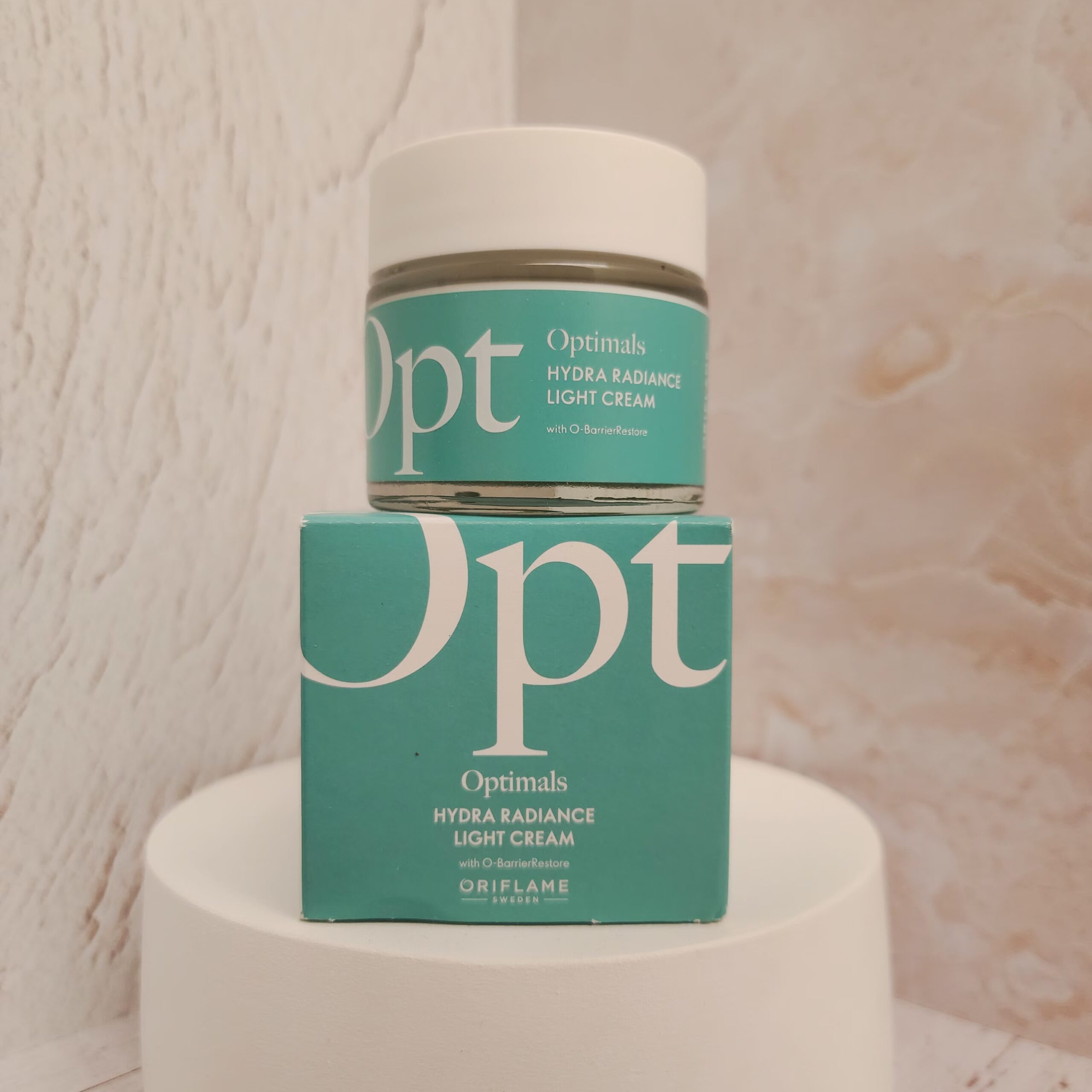 کرم سبک مرطوبکننده اپت اپتیمالز هیدرا رادیانس - تصویر 2