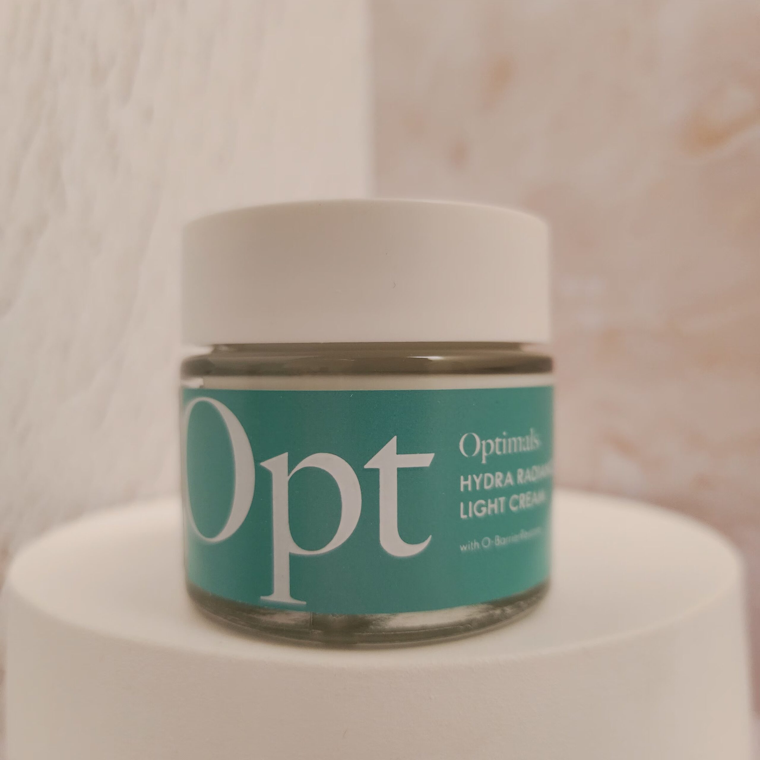 کرم سبک مرطوبکننده اپت اپتیمالز هیدرا رادیانس