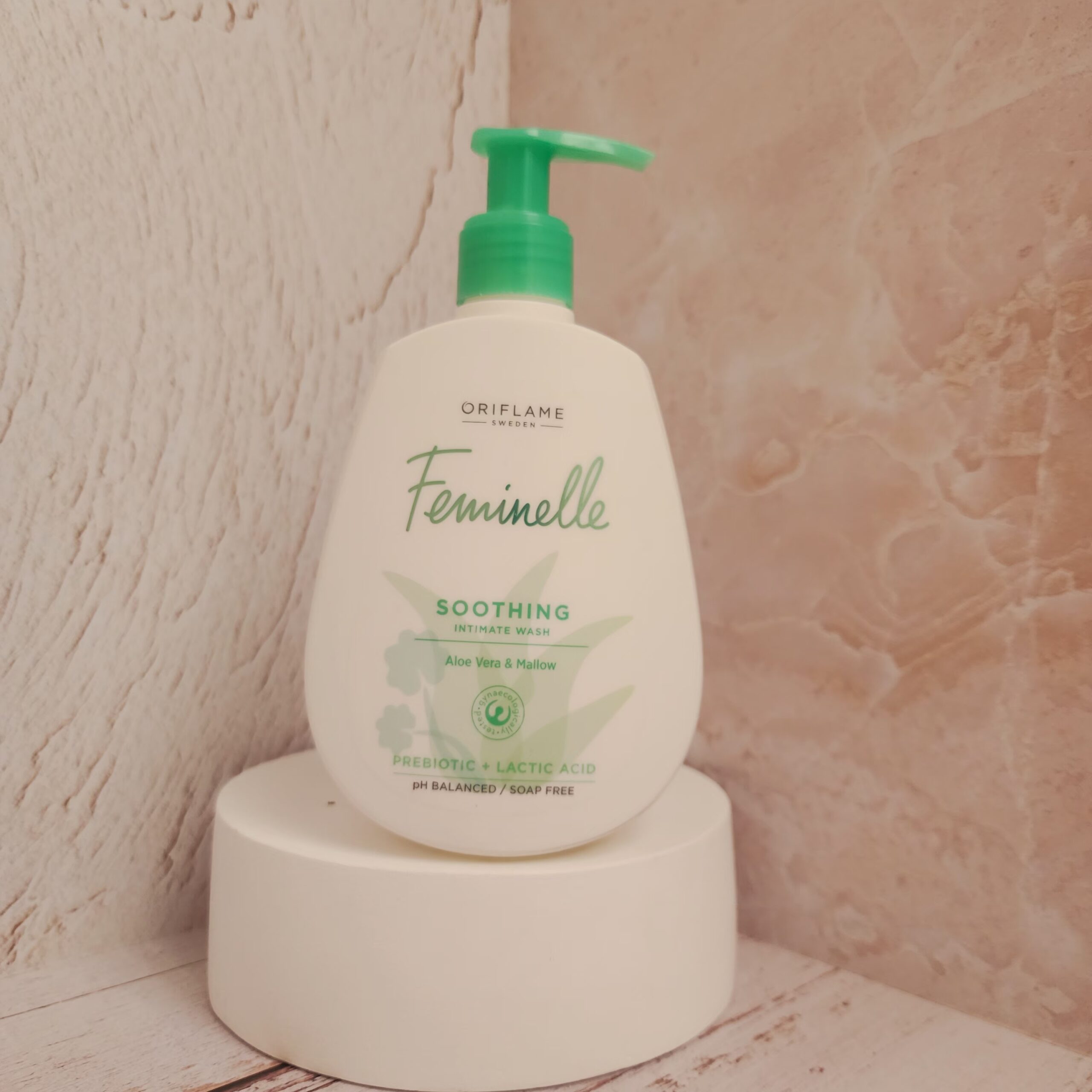 ژل شستشوی بانوان فمینله