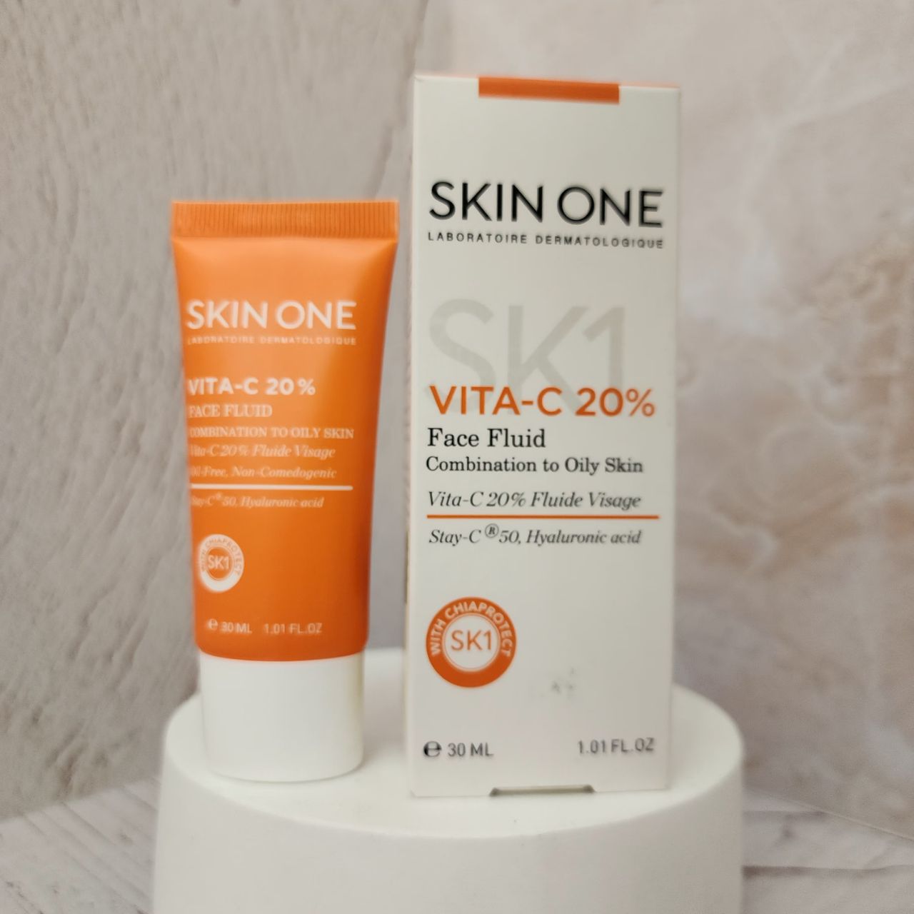 فلویید صورت مدل Vit C 20% حجم 30 میلی لیتر اسکین وان